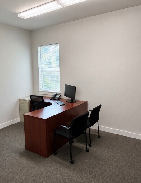 More Photos Of 7305 NE Fourth Plain Blvd, Vancouver Freestanding For Lease
