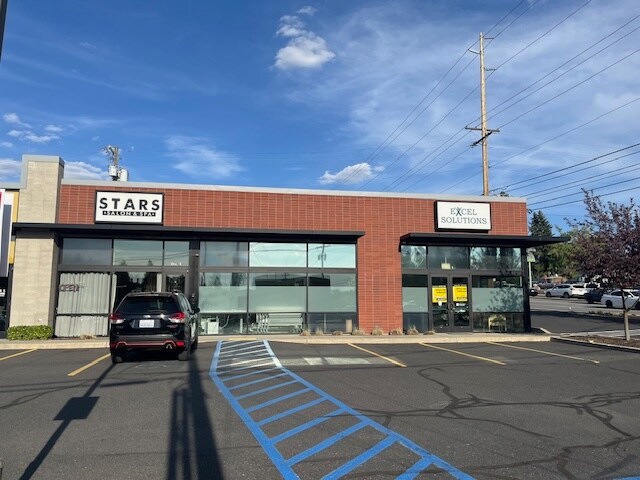 More Photos Of 1628 W Francis Ave, Spokane Freestanding For Lease