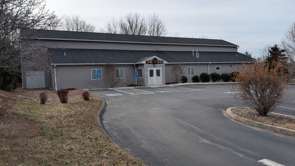 Primary Photo Of 50 Parum Rd, Colchester Storefront Retail Office For Sale