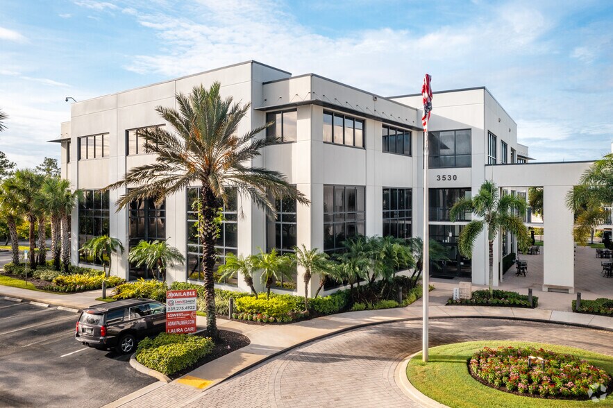 Primary Photo Of 3530 Kraft Rd, Naples Medical For Lease