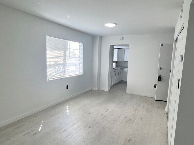 More Photos Of 12215 W Dixie Hwy, North Miami Multifamily For Sale