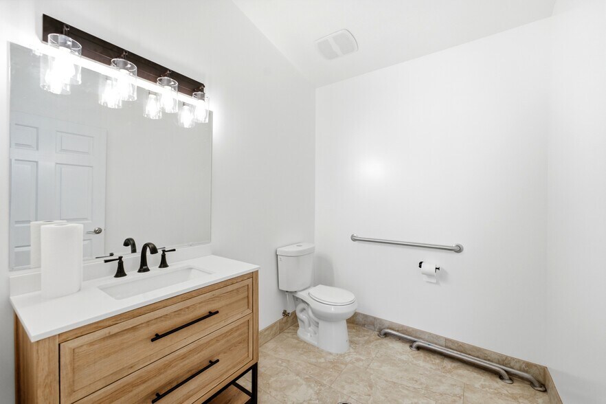 More Photos Of 292 E 3900 S, Salt Lake City Office For Sale