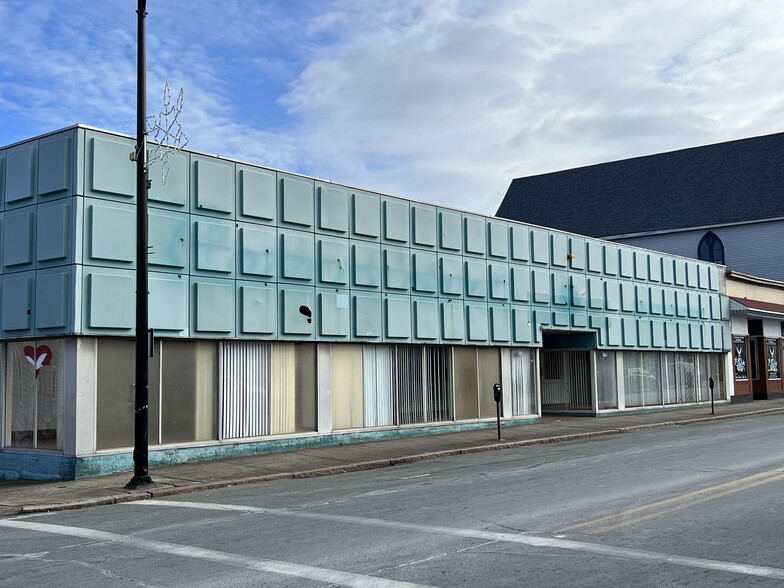 Primary Photo Of 1720 Acushnet Ave, New Bedford Storefront For Sale