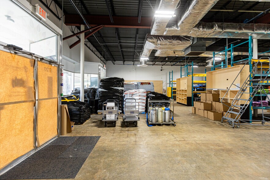 More Photos Of 5700-5760 Hopkins Rd, Richmond Storefront For Lease
