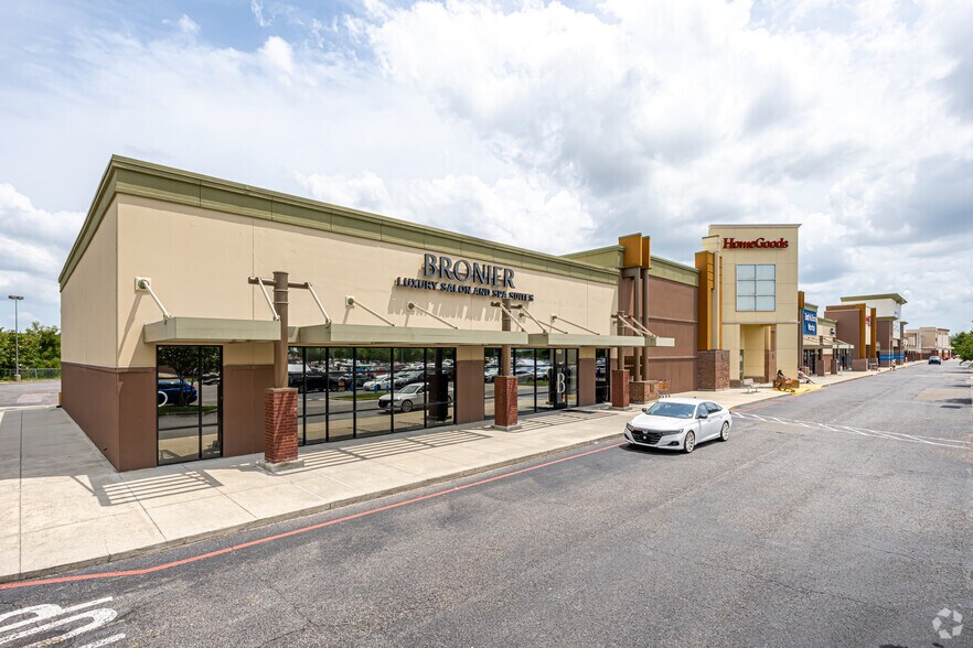 Primary Photo Of 6765-6865 Siegen Ln, Baton Rouge General Retail For Lease