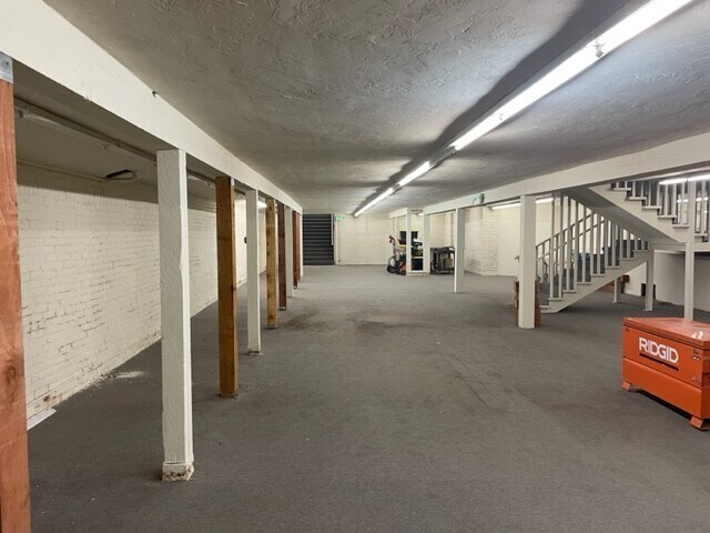 More Photos Of 1427 Park St, Alameda Storefront For Sale