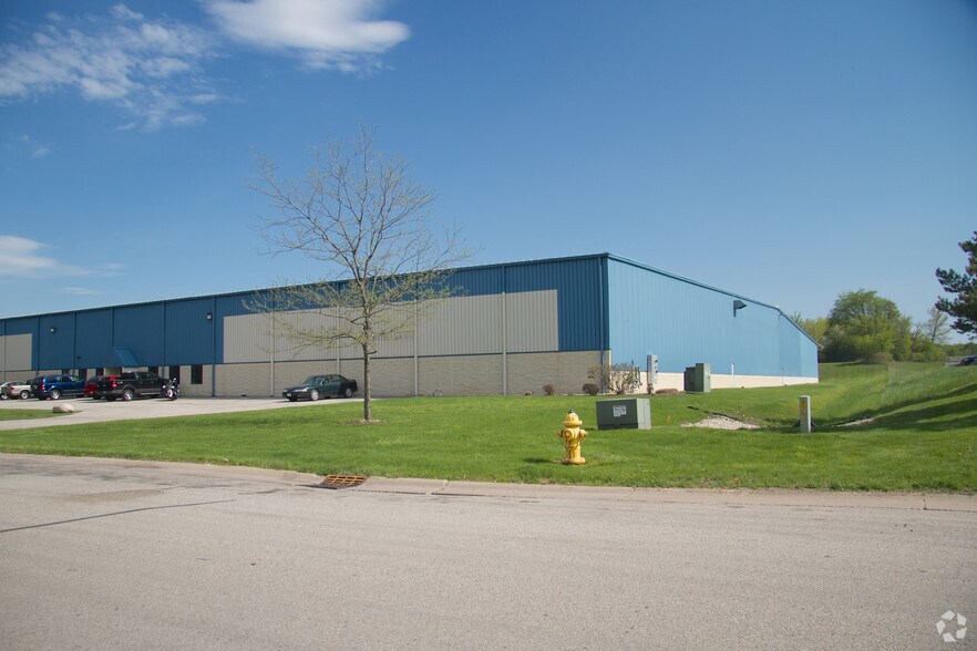 More Photos Of 2761 Buell Dr, East Troy Distribution For Lease
