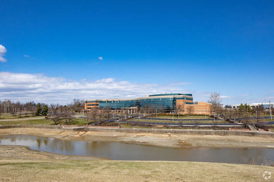 More Photos Of 25 Atlantic Ave, Erlanger Office For Lease