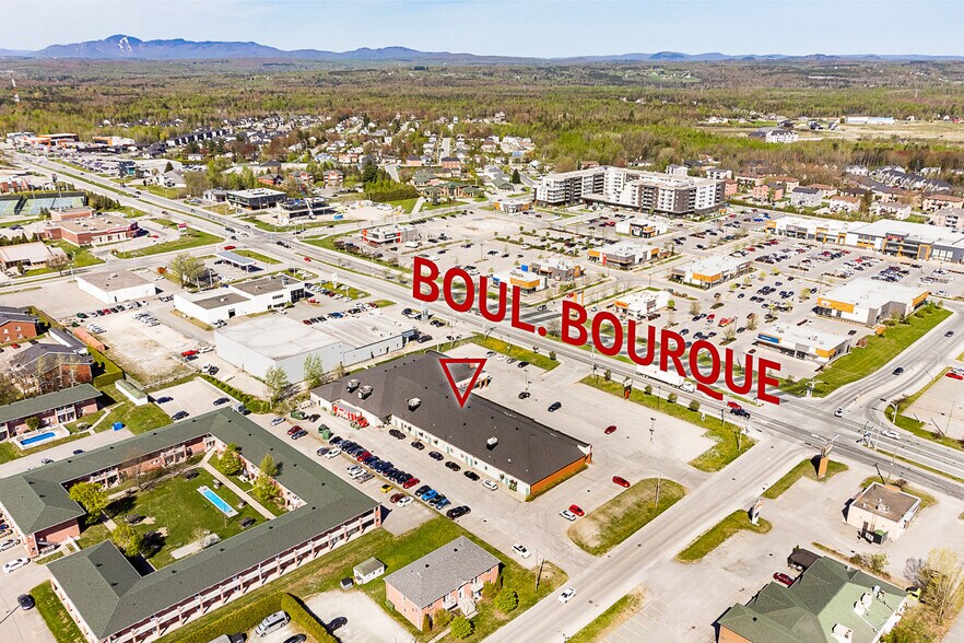 More Photos Of 4870 Boul Bourque, Sherbrooke General Retail For Lease