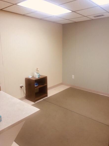 More Photos Of 137 S Montgomery Ave, Boyertown Office For Lease