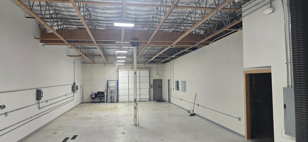 More Photos Of 2529 49th St, Boulder Warehouse For Lease