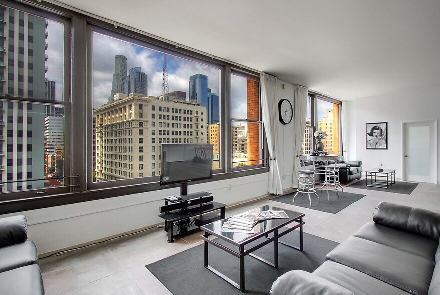 More Photos Of 610 S Main St, Los Angeles Apartments For Lease