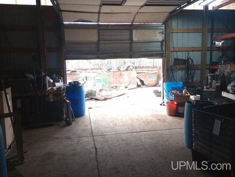 More Photos Of 54921 US Highway 41, Calumet Auto Salvage Facility For Sale
