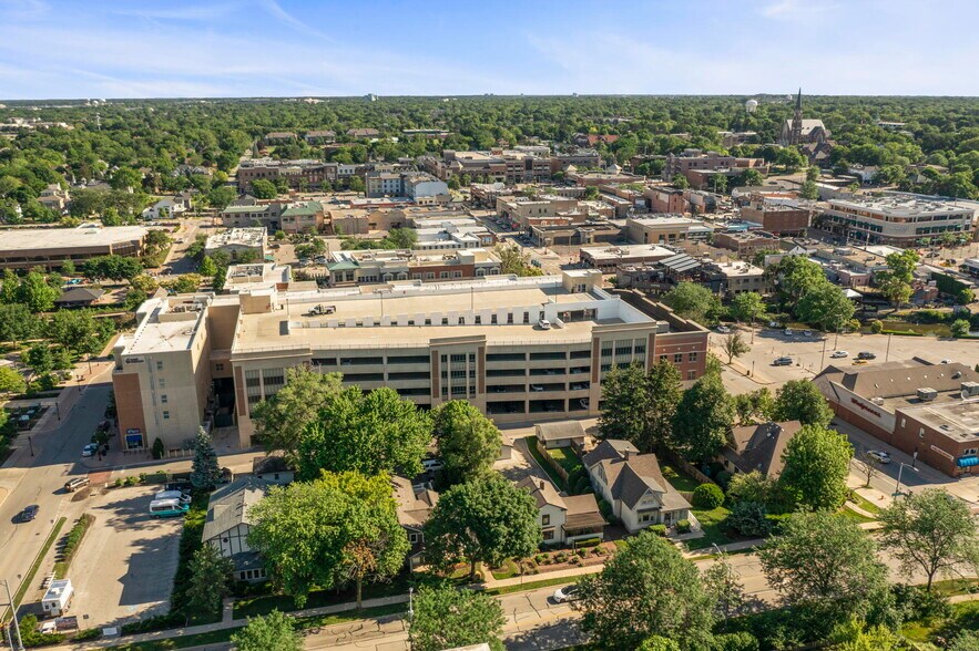 More Photos Of 127 W Aurora, Naperville Office Residential For Sale