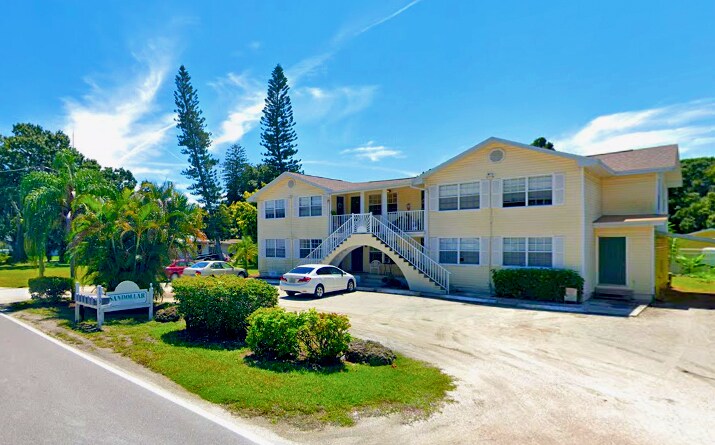 Primary Photo Of 4403 3rd Ave NW, Bradenton Apartments For Sale