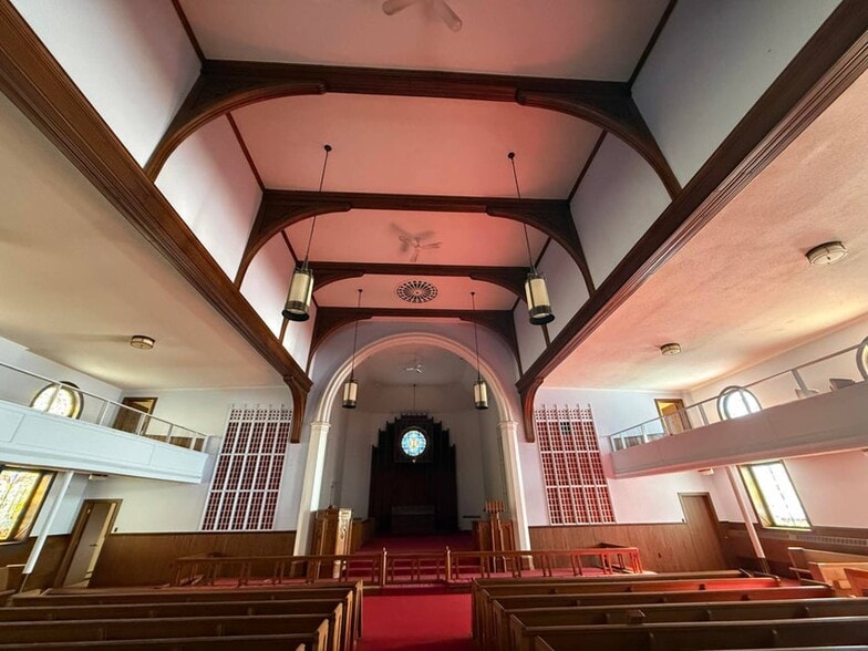 More Photos Of 17 Fremont St, Gloversville Religious Facility For Sale