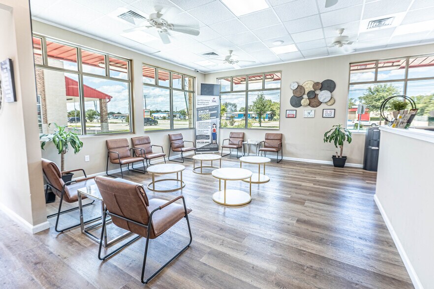 More Photos Of 2806 FM 544 Rd, Wylie Fast Food For Lease