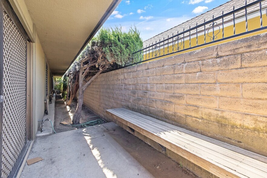 More Photos Of 561 N Alta Ave, Dinuba Medical For Lease