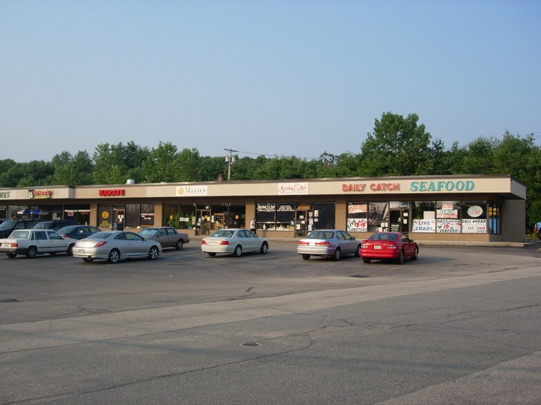 Primary Photo Of 9 Cedar Swamp Rd, Smithfield Unknown For Lease