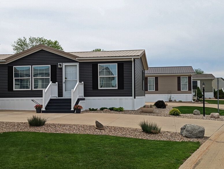 More Photos Of , Cedar Rapids Multifamily For Sale