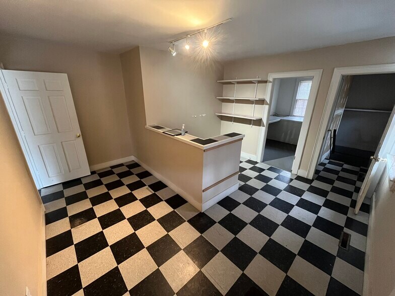 More Photos Of 439 Washington Rd, Woodbury Office For Sale