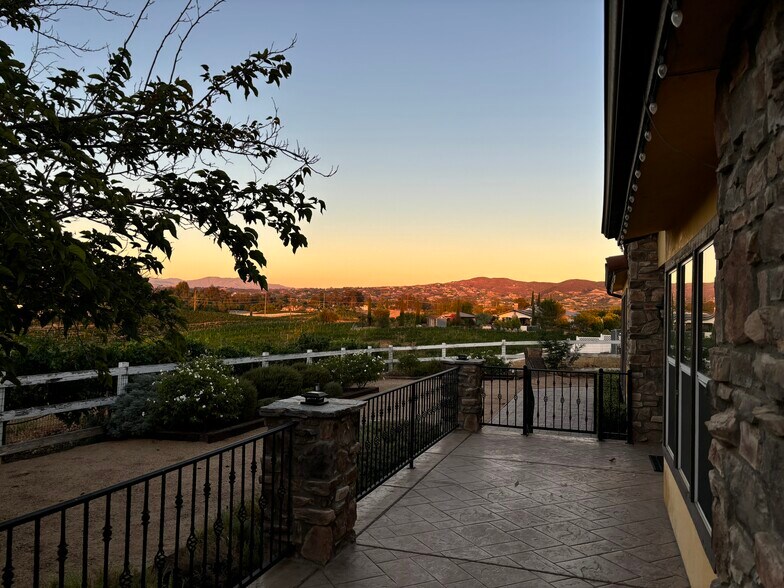 More Photos Of 40150 Barksdale Cir, Temecula Winery Vineyard For Sale