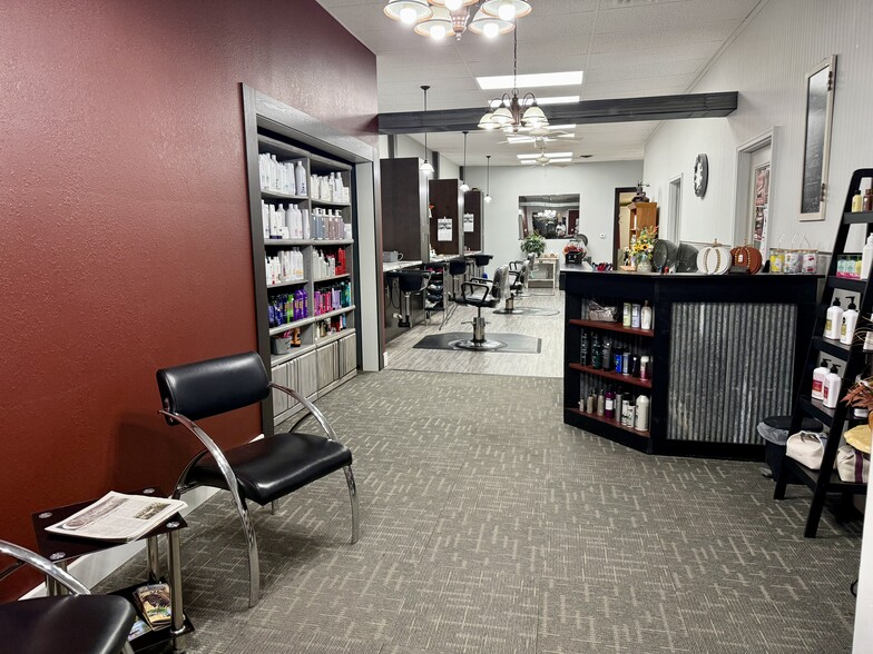 More Photos Of 219 Main St, Chadron Storefront For Sale