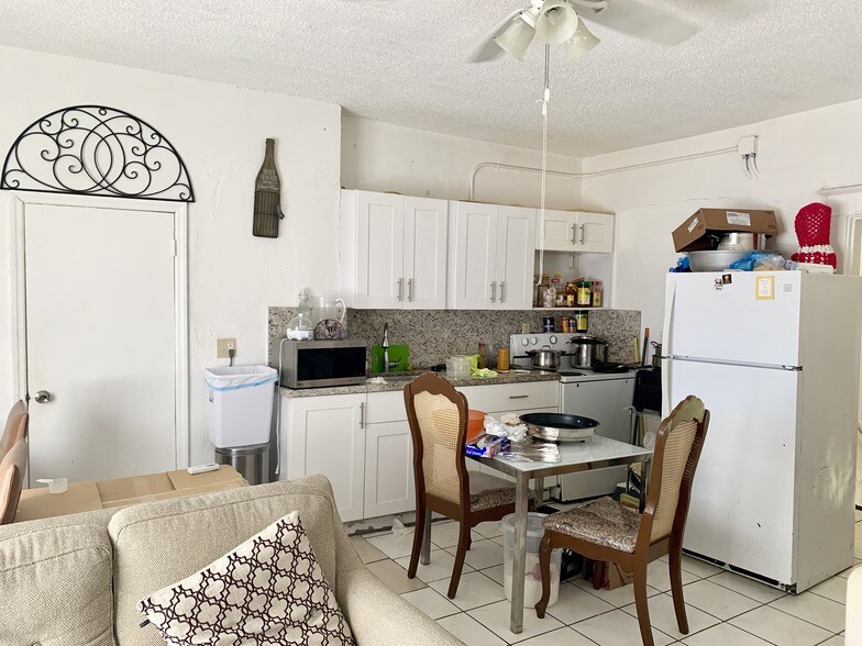 More Photos Of 1924 SW 9th St, Miami Apartments For Sale