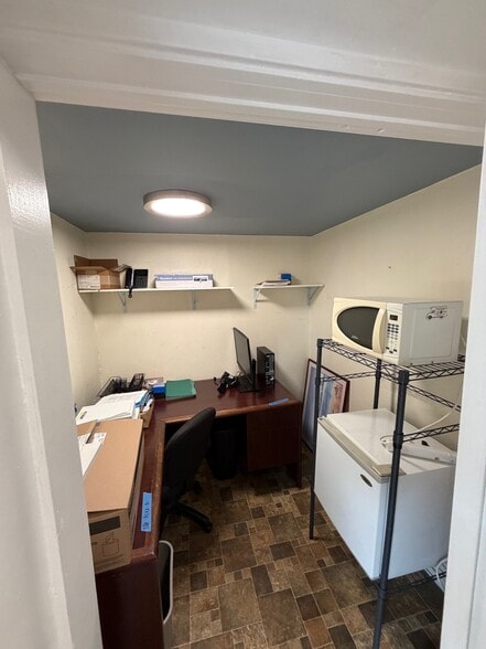 More Photos Of 4406 Bayard St, San Diego Office For Lease