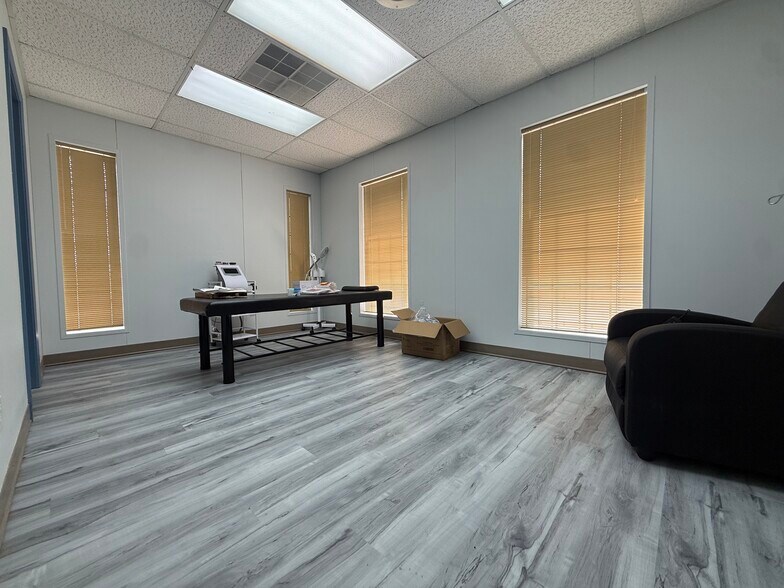 More Photos Of 4521 S Staples St, Corpus Christi Medical For Lease