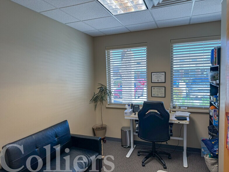 More Photos Of 2273 E Gala St, Meridian Office For Sale