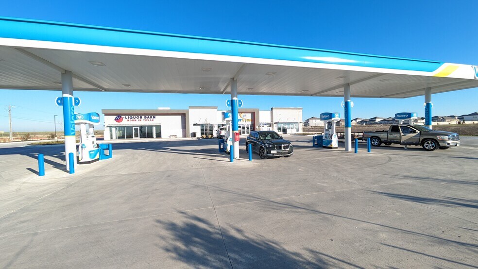 More Photos Of 4420 University Blvd, Round Rock Freestanding For Lease