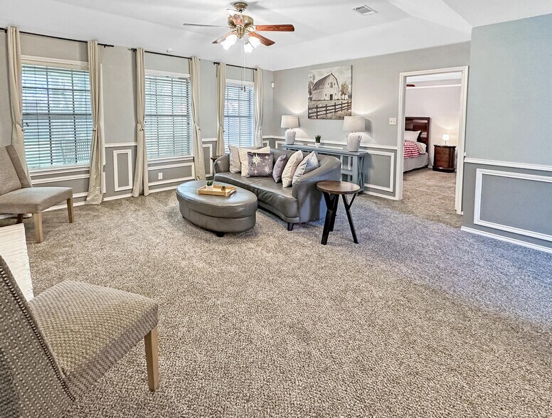 More Photos Of 503 S Arizona Dr, Celina Loft Creative Space For Lease