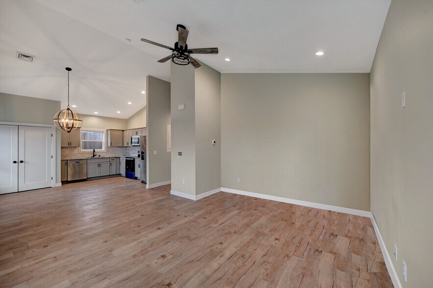 More Photos Of , Scranton Multifamily For Sale