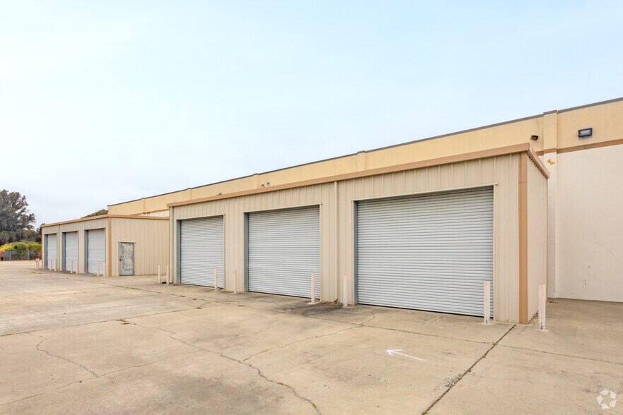 More Photos Of 1833 Stearman Ave, Hayward Manufacturing For Lease