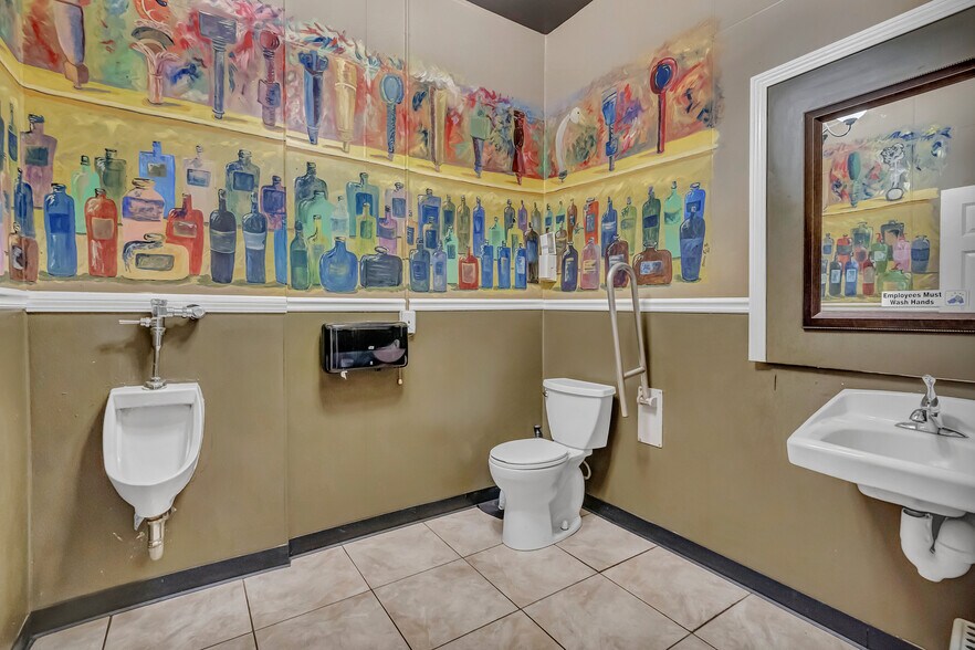 More Photos Of 50-54 Main St, Hebron Restaurant For Lease