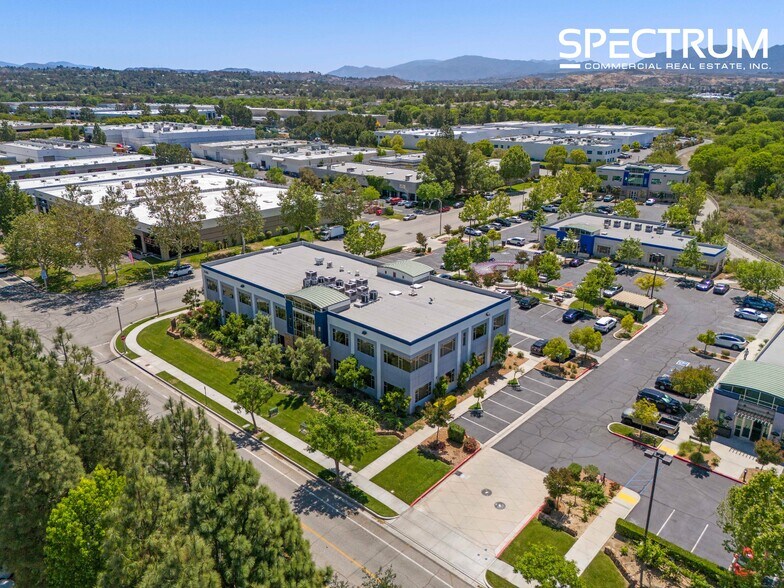 More Photos Of 25106 Avenue Tibbitts, Valencia Loft Creative Space For Sale