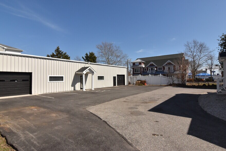 More Photos Of 18355 Coastal Hwy, Lewes Office For Lease