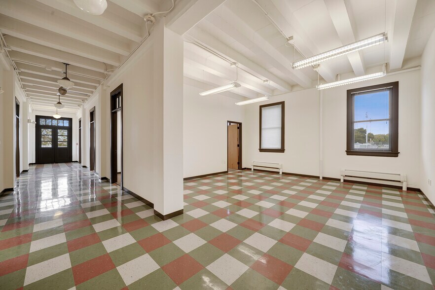 More Photos Of 690 Walnut Ave, Vallejo Office For Lease