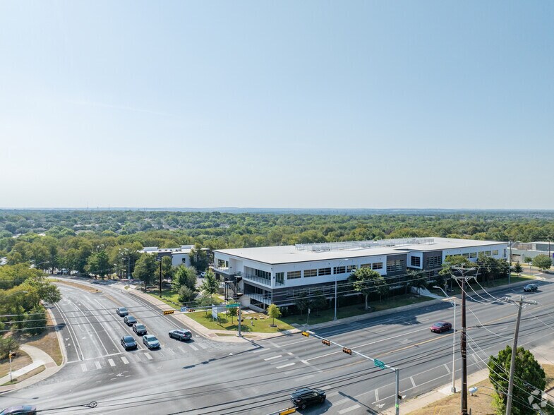 More Photos Of 8701 Menchaca Rd, Austin Medical For Sale