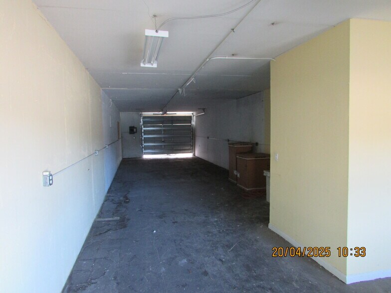 More Photos Of 12691-12695 Mcgregor Blvd, Fort Myers Unknown For Lease