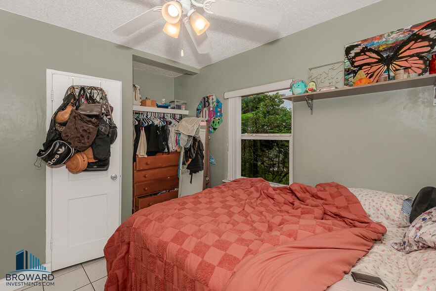 More Photos Of 255 SW 15th St, Dania Beach Apartments For Sale