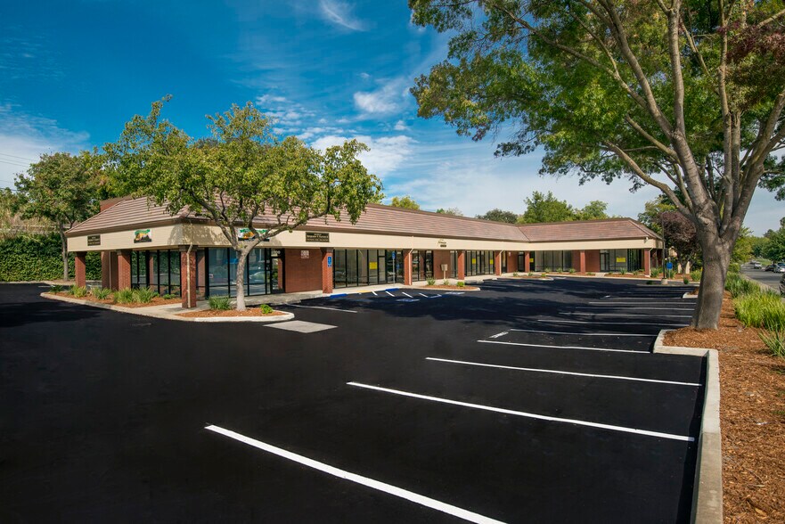 More Photos Of 10940 Fair Oaks Blvd, Fair Oaks Office For Lease