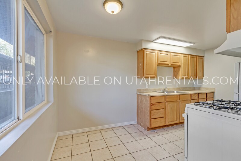 More Photos Of 3476 Brinker Ave, Ogden Apartments For Sale