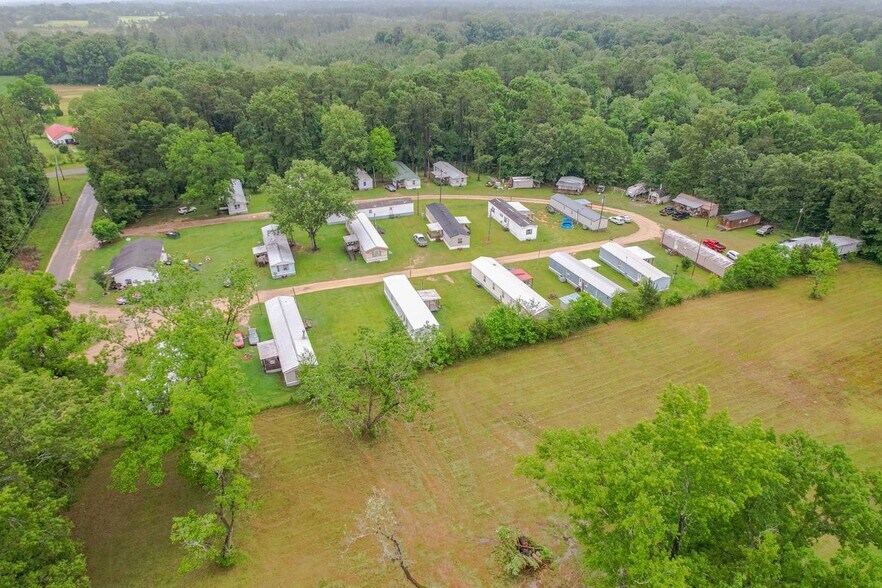 More Photos Of 350 Ira Turner Rd, Leakesville Trailer Camper Park For Sale