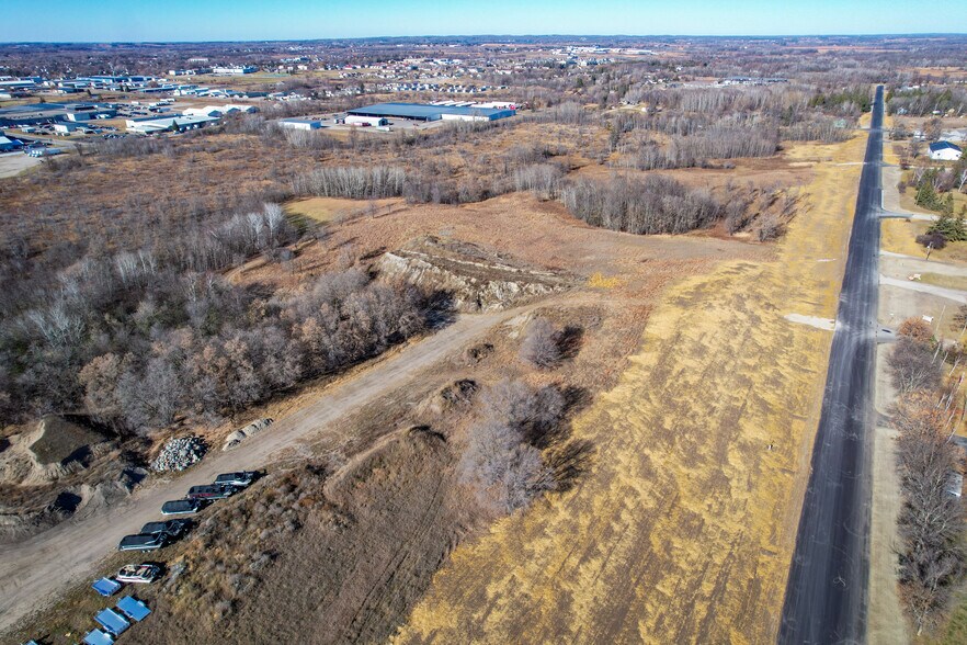More Photos Of 1240 Randolph rd, Detroit Lakes Warehouse For Sale