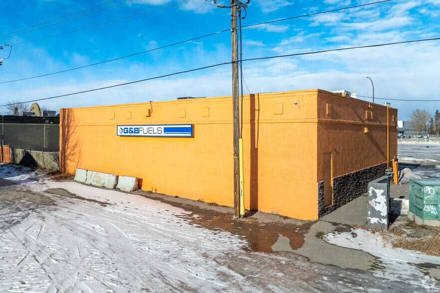 More Photos Of 440 Erin Woods Dr SE, Calgary Service Station For Sale