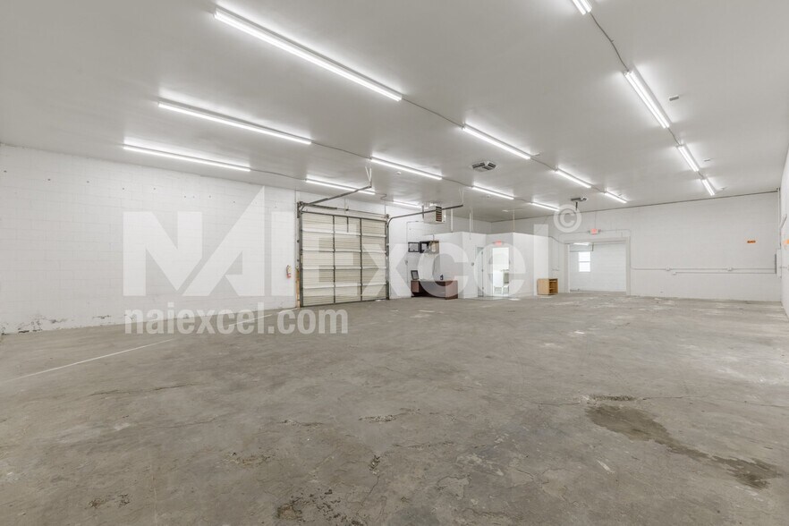 More Photos Of 1826 W 1020 N, St George Warehouse For Lease