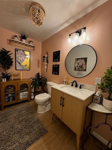 More Photos Of 503 N Alma School Rd, Mesa Freestanding For Sale