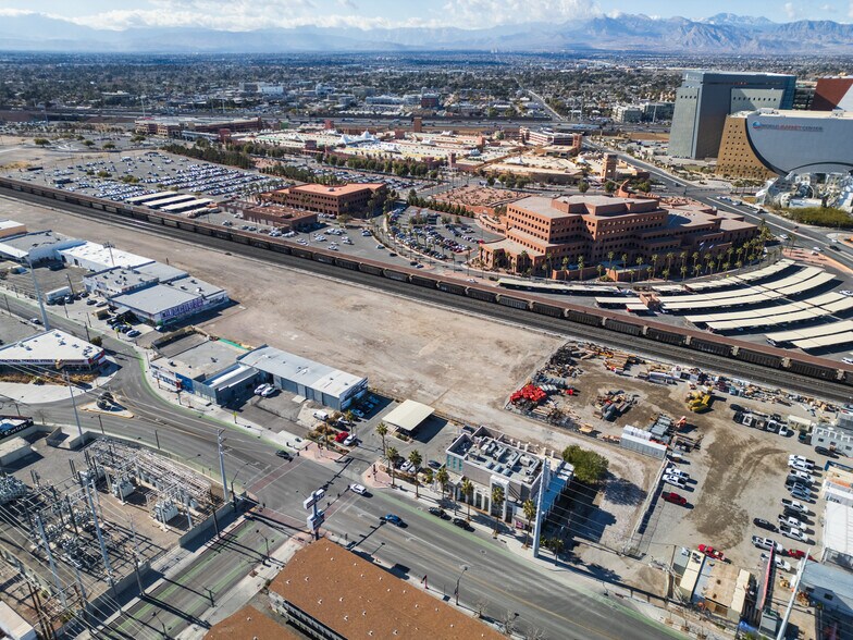 More Photos Of 840 Commerce St, Las Vegas Land For Sale